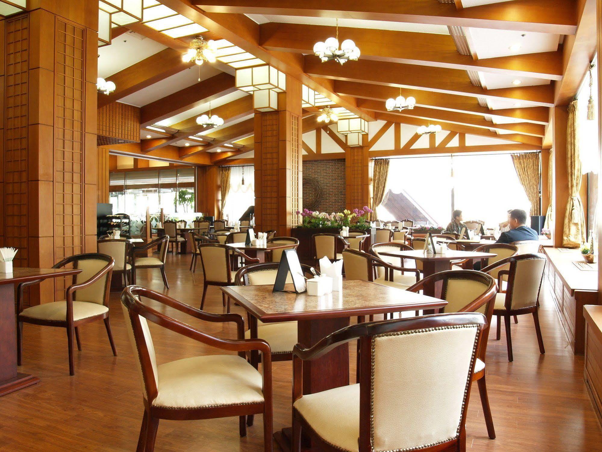 Osaek Greenyard Hotel Yangyang Buitenkant foto
