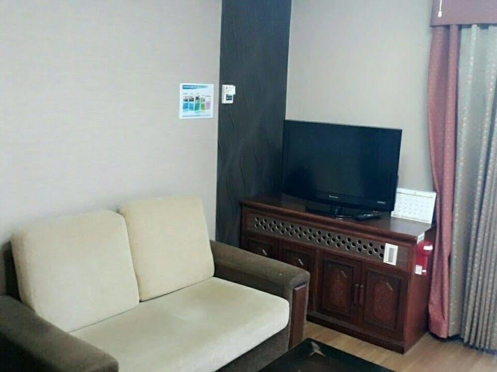 Osaek Greenyard Hotel Yangyang Buitenkant foto